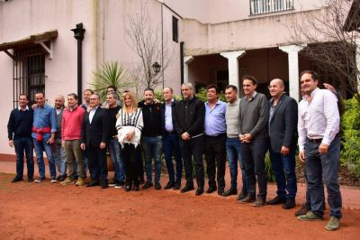 Reuni�n de intendentes peronistas en Merlo