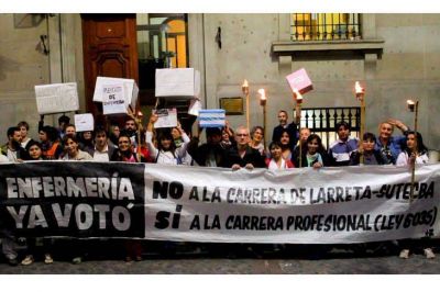 Casi el 100% de las enfermeras rechazaron la nueva carrera de Rodr�guez Larreta