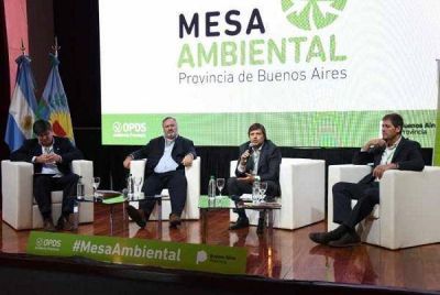 Castelli form� parte del encuentro de la mesa ambiental de la provincia