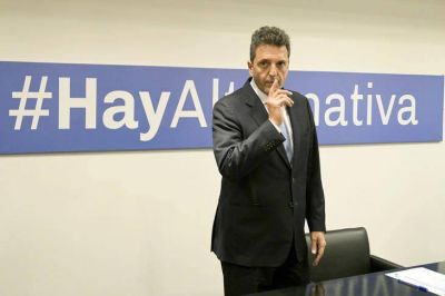 Massa hace gui�os para participar de una PASO en el frente opositor de CFK