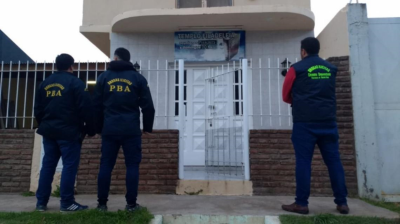 Desbaratan una banda que obligaba a evang�licos a vender sus casas