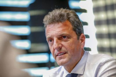 Massa apuesta al apoyo de los gobernadores