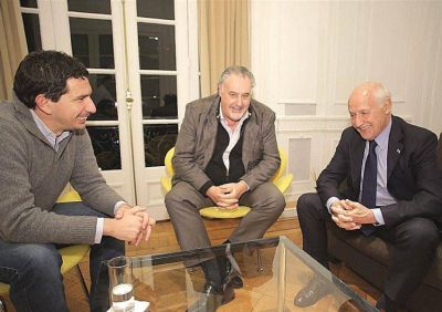 Lavagna recibi� a dirigentes del socialismo