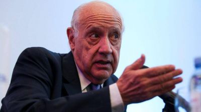 Crece la presi�n del �mbito gremial para que Lavagna y Massa vayan a una PASO con Fern�ndez