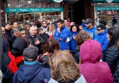 Se agrave el conflicto en la pileta Lafayette que contin�a cerrada, lo mismo que el gimnasio