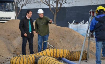 El municipio recorre las obras cloacales