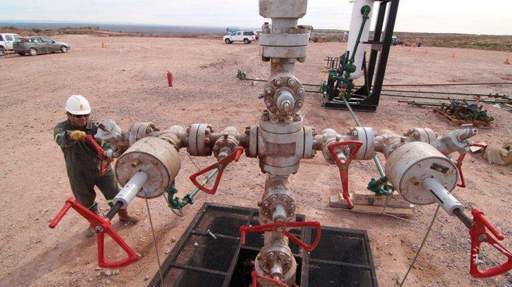 Petroleras declararon guerra a Lopetegui por intervenir el gas