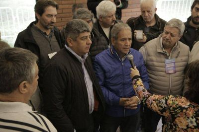 Moyano y Palazzo impulsan la mesa sindical del Frente Patritico contra Macri