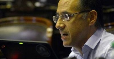Wisky: Importancia del parque eólico de Pomona y Macri está “recontradecidido en ir por la reelección”