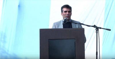 Fuerte tono pol�tico de L�pez en el acto por el 25 de Mayo: �Precisamos dar vuelta una p�gina y cambiar esta realidad�