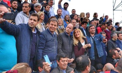 El lado B(onaerense) de Merlo: el enigma Massa y la vigilia de los intendentes