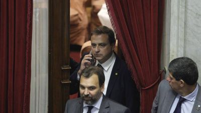 El peronismo frenó los pliegos de más de 60 jueces que empujaba Macri