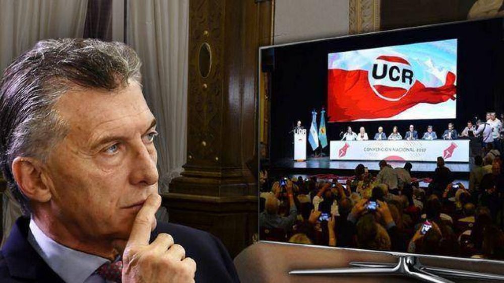 Macri trata de contener a la UCR e imponer su teora de que no conviene un megafrente con el peronismo