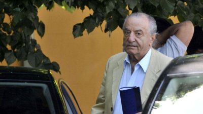 Cavalieri adhiri� al paro general y reconoci� que no firm� la paritaria