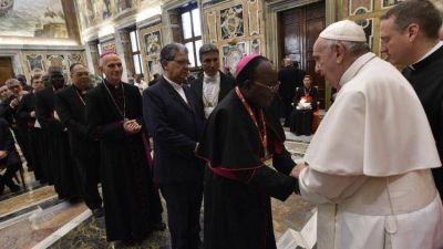 Papa: La caridad no es un negocio, es encontrar en los pobres a Jes�s mismo