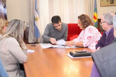 La Asociaci�n de Hoteles busca alivianar el impacto que gener� en las Pymes el incremento de los servicios 