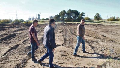 Se reactiva el sue�o de la pista de atletismo municipal