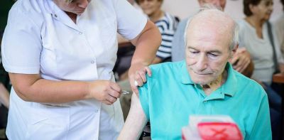 Tercera edad al d�a: m�s de 700 mil afiliados de PAMI ya se vacunaron contra la gripe y el neumococo