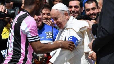 El Papa: �La Palabra de Dios es din�mica. El Esp�ritu Santo derriba muros�
