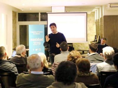 Maxi Abad present� su Plan de mejoramiento del h�bitat e infraestructura barrial para Mar del Plata