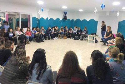 Los trabajadores de los jardines maternales tambi�n se capacitan sobre pol�ticas de g�nero 