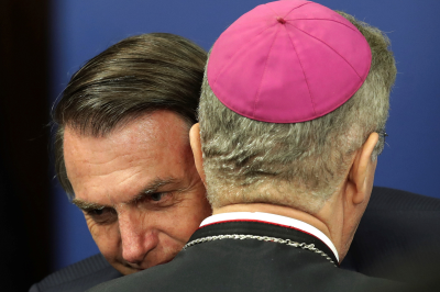 Bolsonaro recibi� al nuevo titular del Episcopado brasile�o
