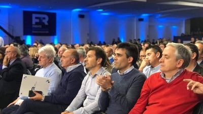 L�pez: �Los precandidatos de Cambiemos deber�n defender el ajuste constante�