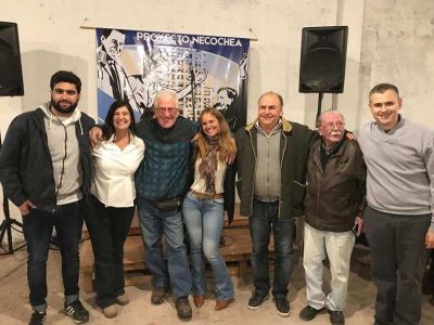 Gisela Barbieri inaugur� local y nuevo espacio pol�tico kirchnerista