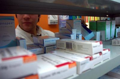 Denuncian que las farmacias tienen cortado el Ipross para jubilados