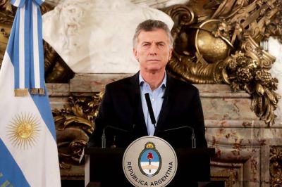 Macri apuesta al consumo y a la estabilidad cambiaria para mejorar el panorama electoral