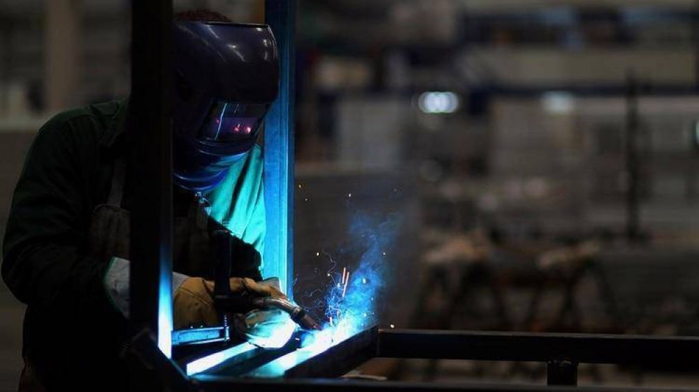 La industria del juicio por accidentes laborales amenaza a empresas y trabajadores con sobrecostos de unos USD 5.000 millones