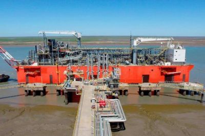 Tras una d�cada de importarlo, la Argentina exportar� gas natural licuado