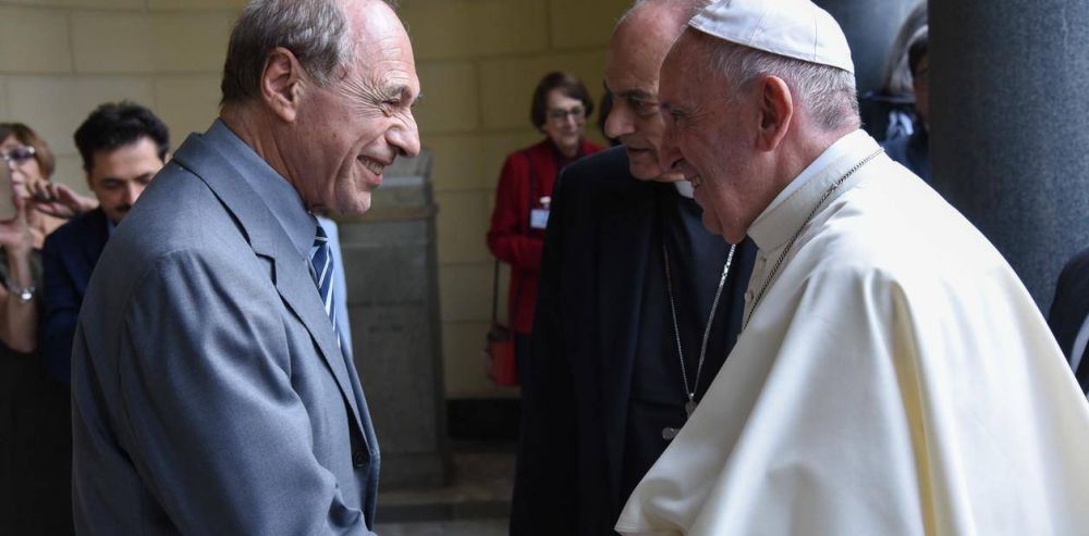 El papa Francisco recibi� a jueces pol�micos y critic� la desigualdad social