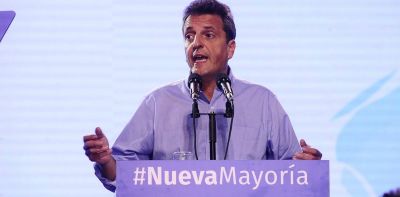 Sergio Massa prepara un documento con su postura y estira las definiciones