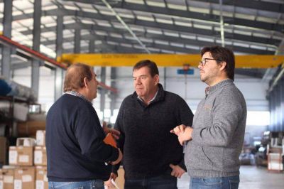 Montenegro propone medidas para desarrollar el empleo
