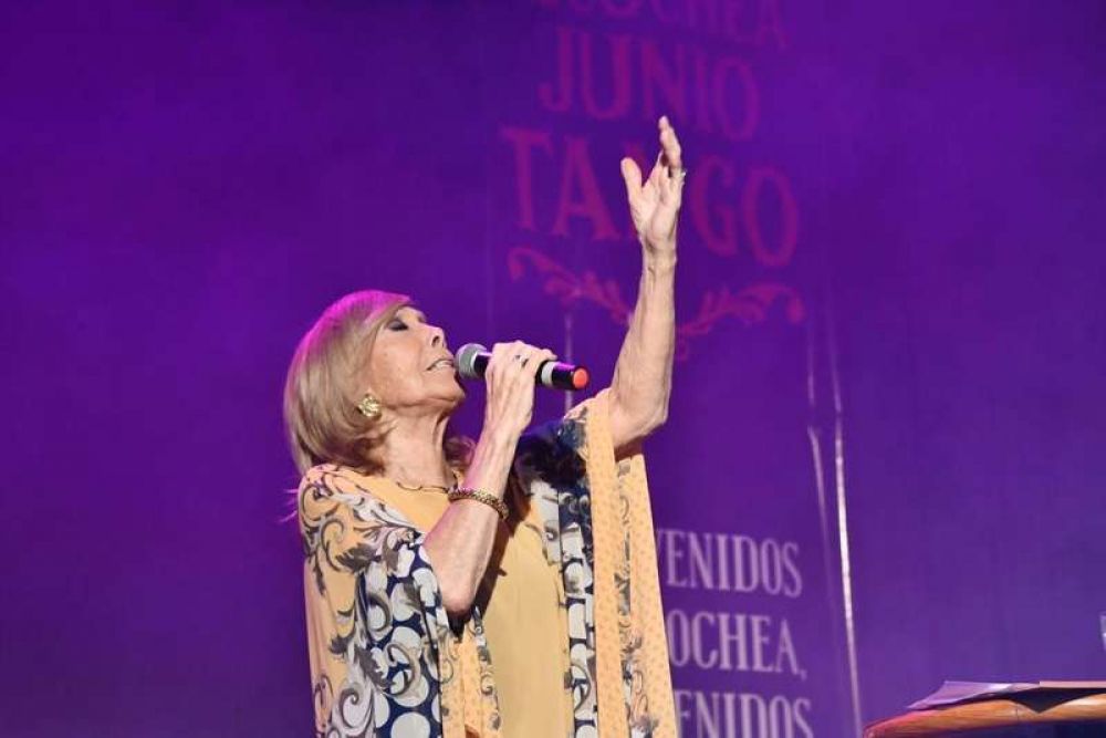 Amelita Baltar brill en el cierre del primer fin de semana de la Ruta del Tango