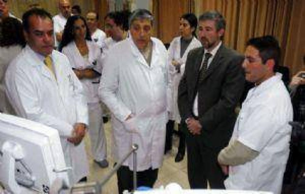 Salud necesita otros $ 20 millones para llegar a fin de a�o