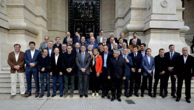 Tasas municipales sobre los combustibles: El falso populismo como pretensa del hecho imponible