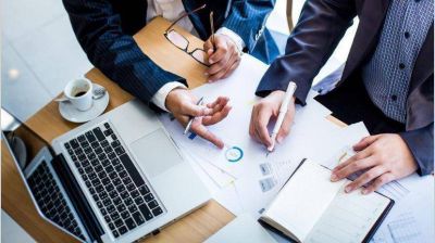 Las empresas proyectan aumentos salariales del 34,5% para el personal fuera de convenio