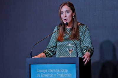 El Gobierno relativiza los resultados y une su suerte a Vidal