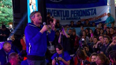 En plenario de la Juventud Peronista, Máximo Kirchner y Gray cuestionaron a Macri