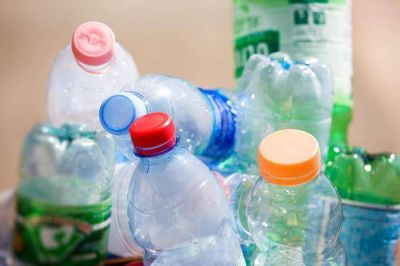 S�lo tres marcas son responsables del 45 por ciento de la contaminaci�n pl�stica en el mundo