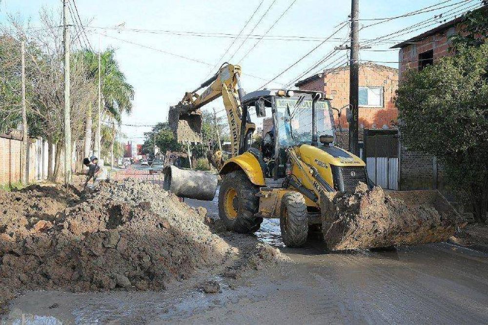 La Municipalidad realiza trabajos de desage por calle Loreto
