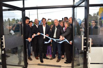 Ariel Sujarchuk inaugur� el Centro de Atenci�n Primaria Dr Ra�l Francisco Prota en el barrio La Victoria