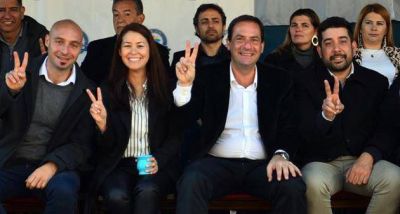 Sujarchuk y las �Las 3 R�: La imagen del palco en el acto de Maquinista Savio