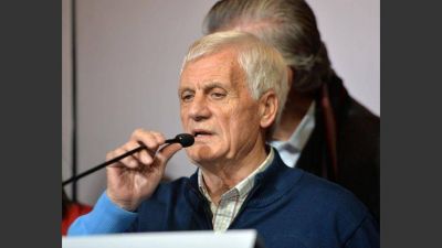 Una reacci�n dispersa por parte de la dirigencia sindical