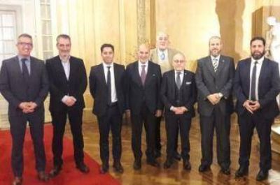 Representantes de la comunidad isl�mica argentina participaron de un desayuno en la Canciller�a