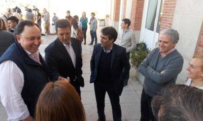 L�pez salud� la alianza con el PJ y Unidad Ciudadana: �Estamos convencidos que la decisi�n de la concertaci�n es lo que correspond�a�