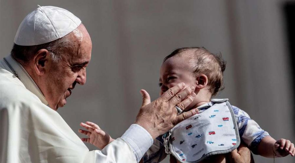 Papa Francisco pide defender la vida desde su concepcin y en la enfermedad