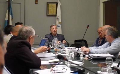 El ex Ministro Aranguren repas� junto a expendedores 30 a�os de historia de las Estaciones de Servicio